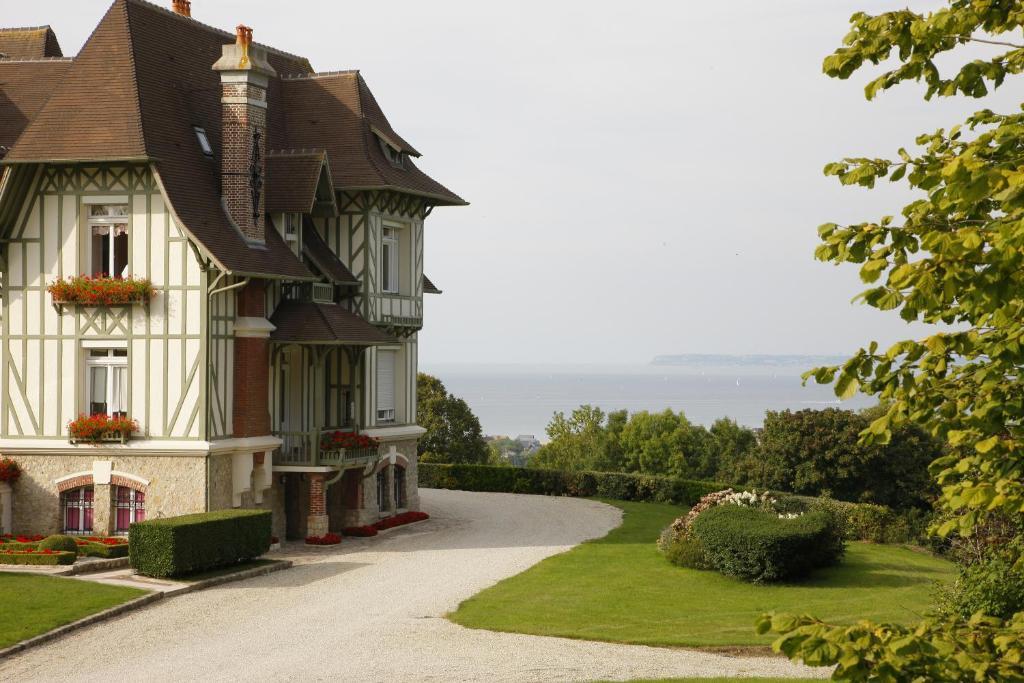 مبيت وإفطار دوفييل Manoir De Benerville المظهر الخارجي الصورة
