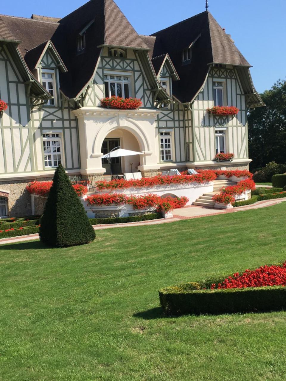 مبيت وإفطار دوفييل Manoir De Benerville المظهر الخارجي الصورة